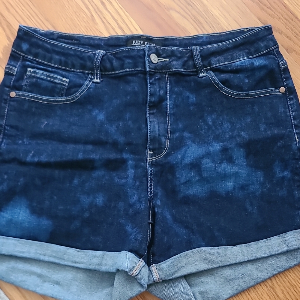 Judy Blue Women's Deep Indigo Jean Shorts